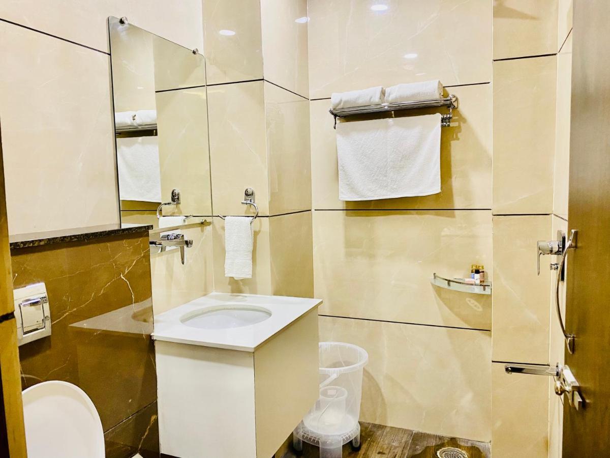 Hotel White House By An Hotels - Walking Distance From Golden Temple Amritsar Buitenkant foto