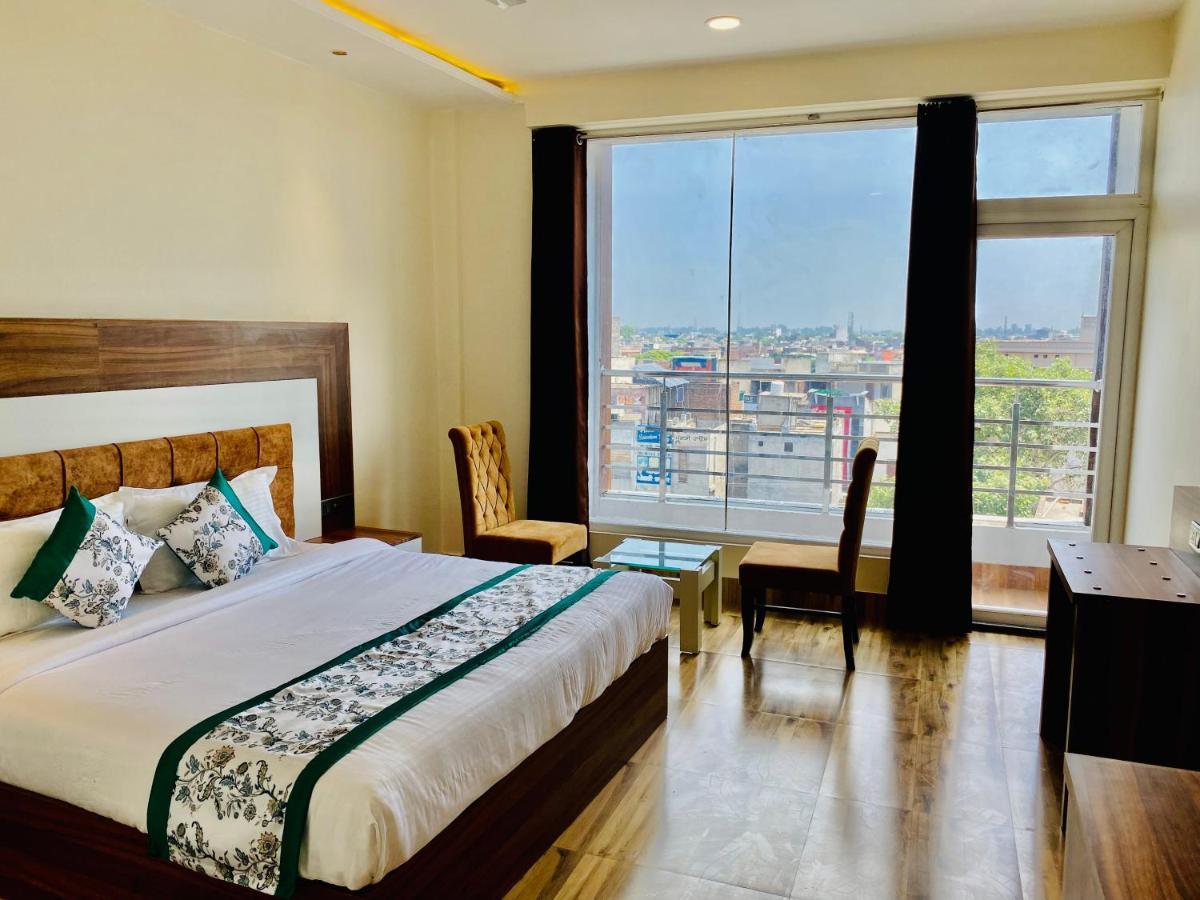 Hotel White House By An Hotels - Walking Distance From Golden Temple Amritsar Buitenkant foto