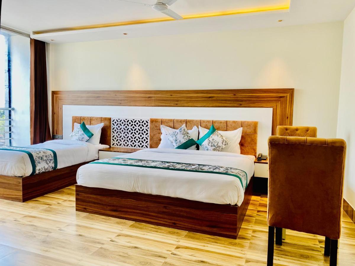 Hotel White House By An Hotels - Walking Distance From Golden Temple Amritsar Buitenkant foto