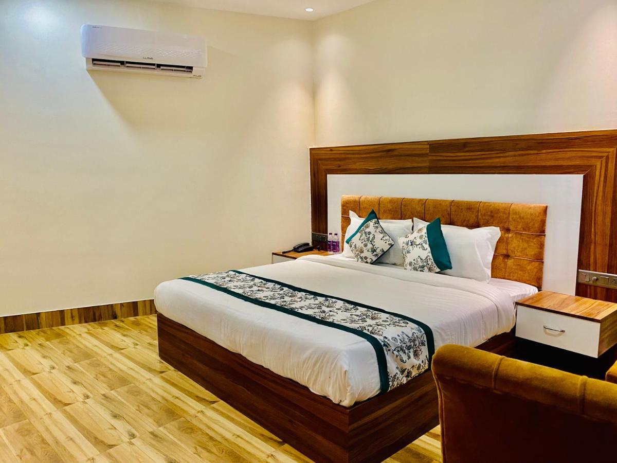Hotel White House By An Hotels - Walking Distance From Golden Temple Amritsar Buitenkant foto